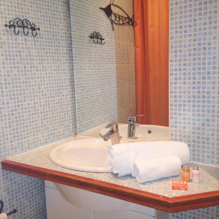 Modern Apartment 2 Bedrooms Quiet Terrace In A Palm Beach Area, 30 Meters From Seaside Cannes Kültér fotó